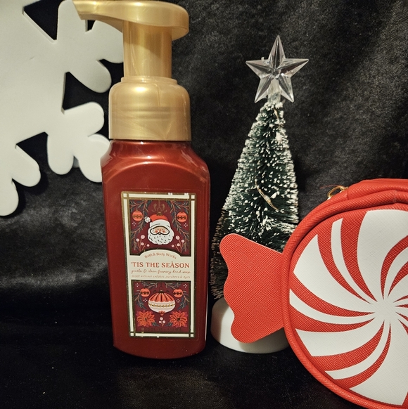 Bath & Body Works Holiday Hand Soap Trio - Red, Green, Gold - Picture 2 of 8